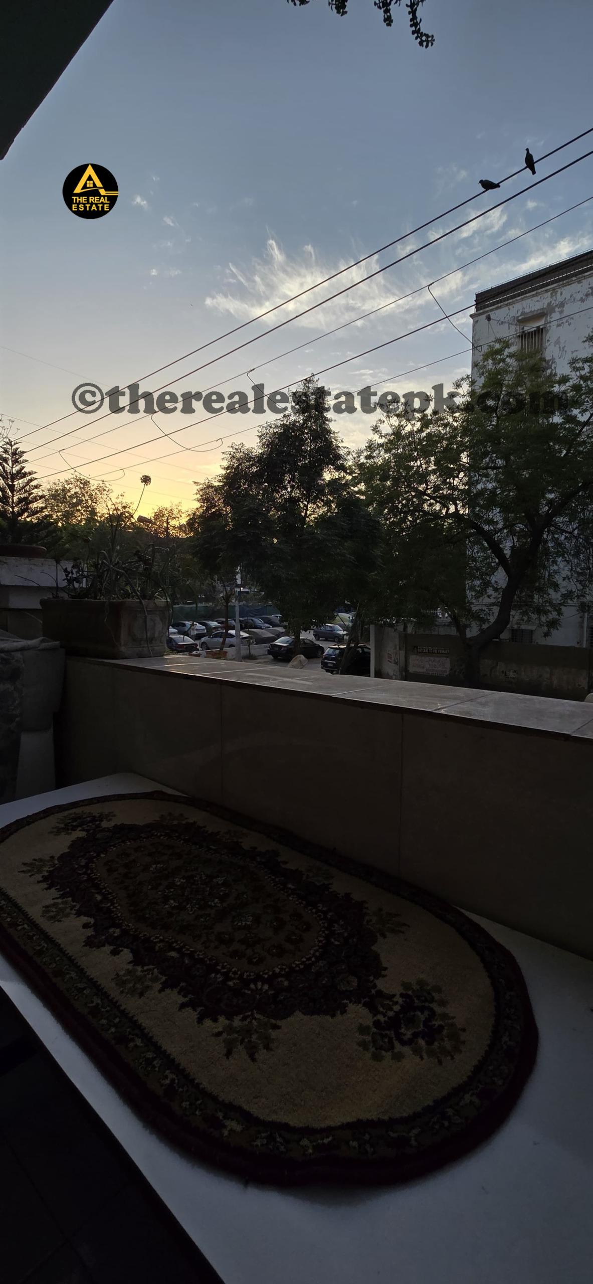 flat for sale block 15 karachi