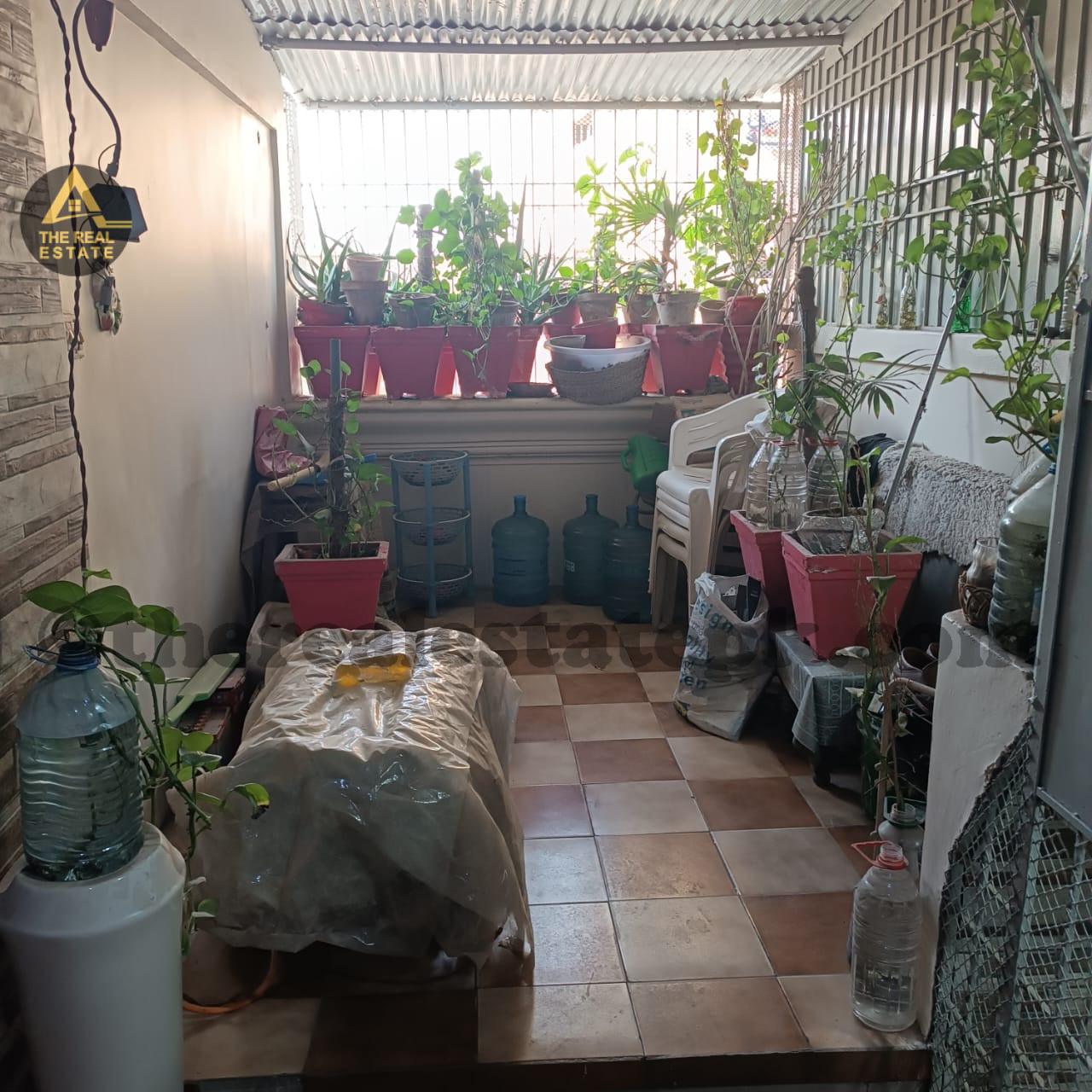 secure apartment for sale Block 13-D2 Karachi