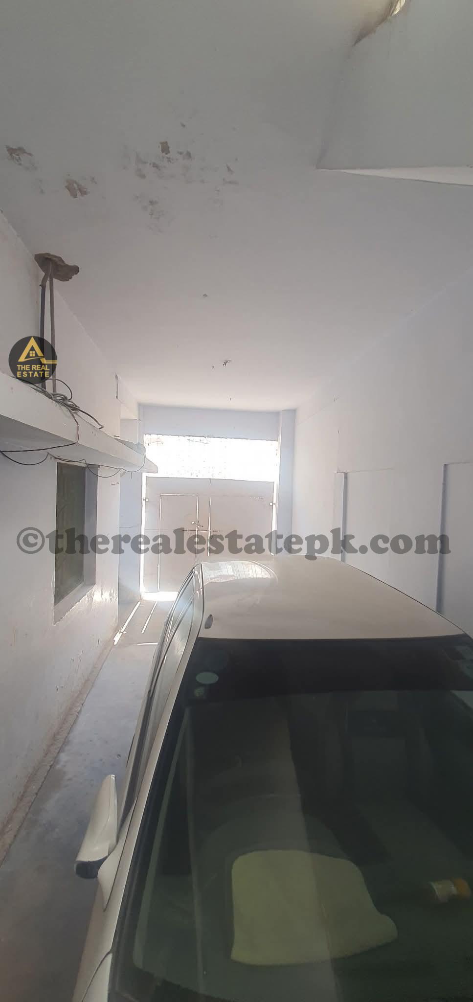 200 yards house for sale in Model Colony Karachi