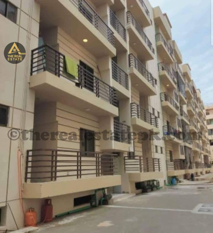 Kings Cottages flat for sale front view