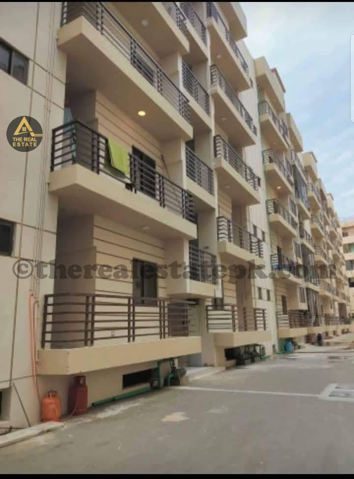 Kings Cottages flat for sale front view