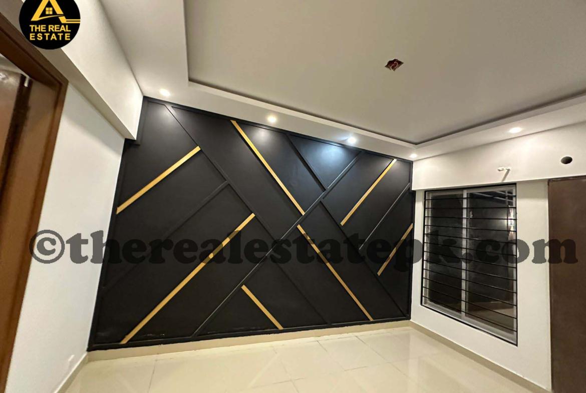 Penthouse style apartment for sale Johar