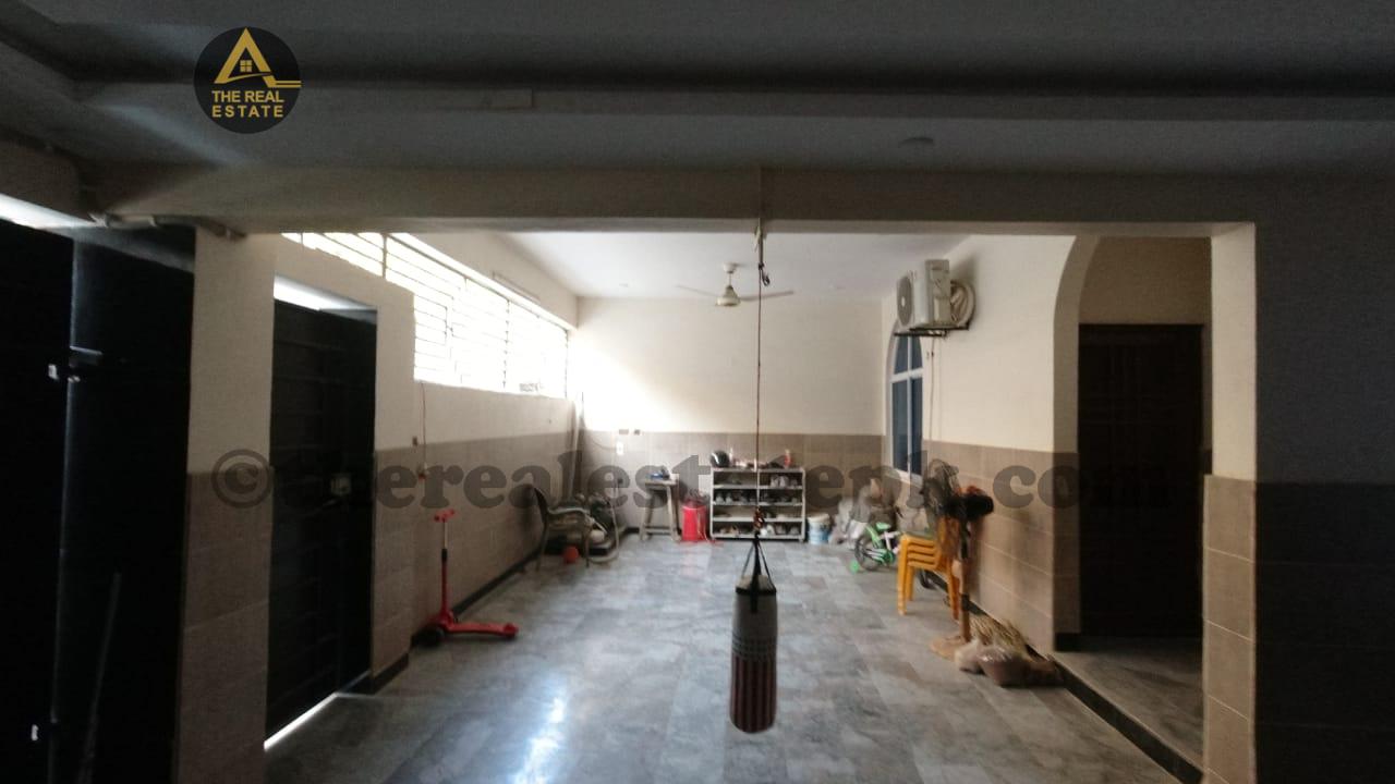 Front view of 200 Sq. Yards independent house for sale in Gulshan-e-Iqbal Block 13D-2, Karachi