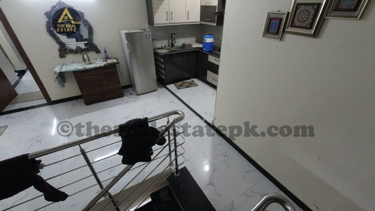 Double-story house front in 13D-2 Gulshan-e-Iqbal for sale