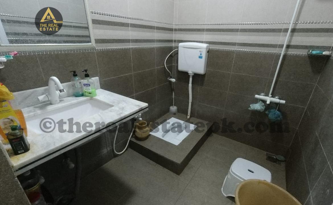 Spacious lounge area of 200 yards house in Gulshan-e-Iqbal