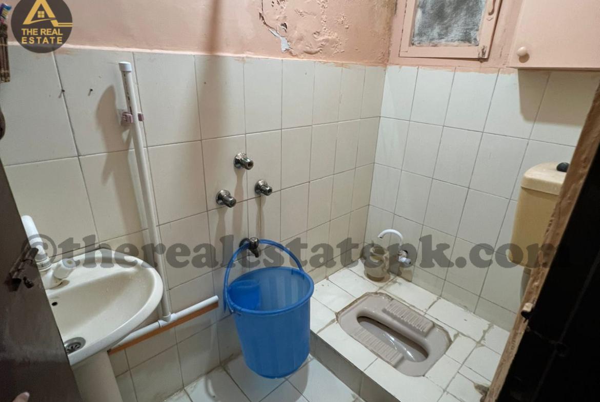 3 bed flat for sale in Haroon Royal City Karachi