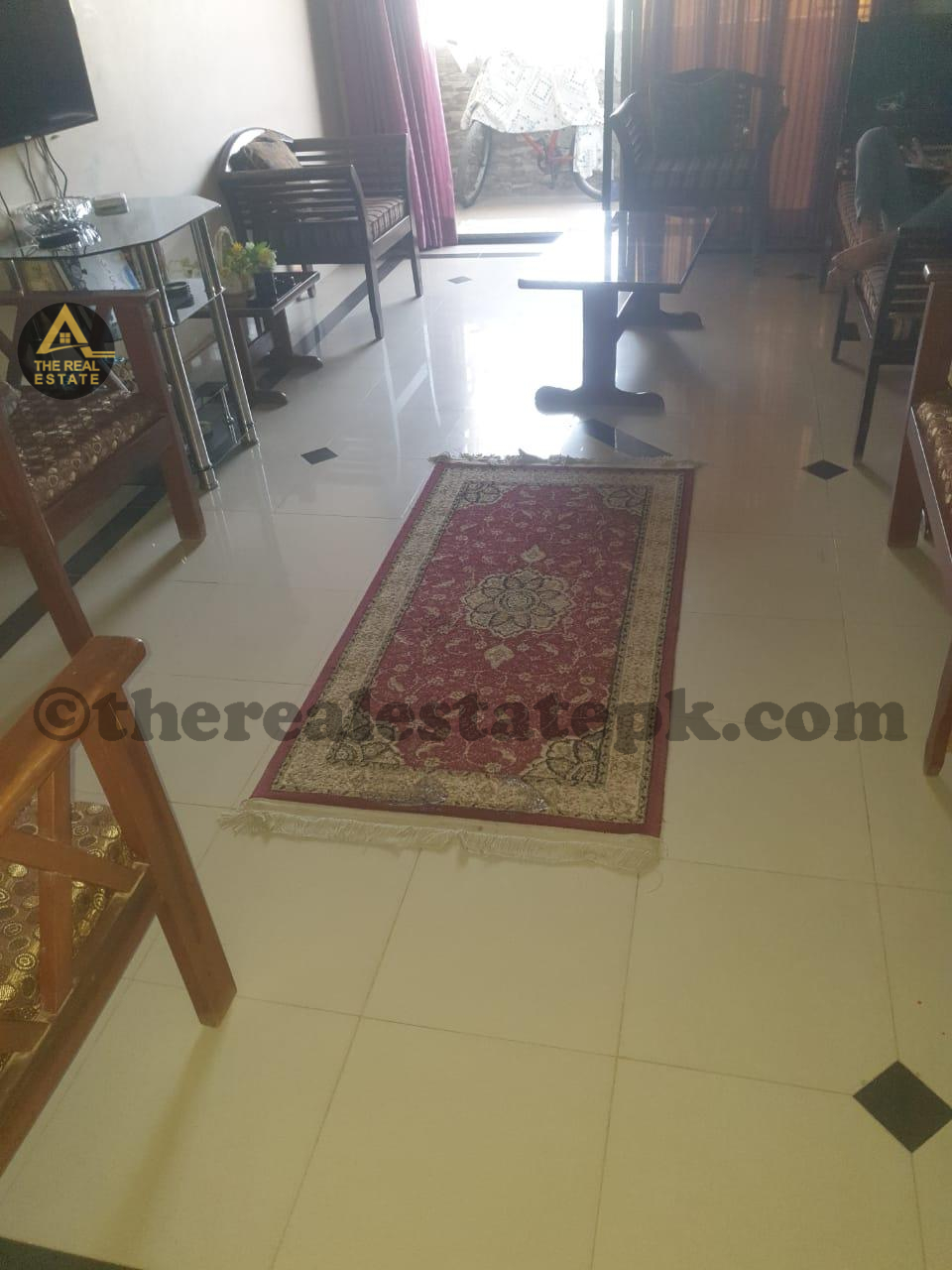 Renovated 2 Bed flat in Sana Comfort